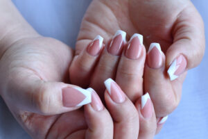 変形フレンチネイル